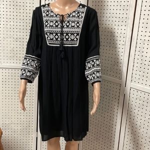 a.n.a size XL Boho Black and white detailed dress